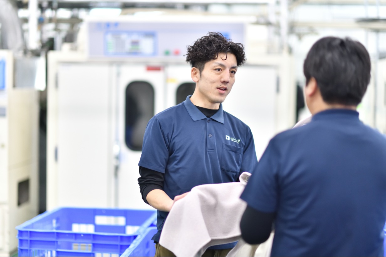 株式会社ヨシハラシステムズ|【株式会社ヨシハラシステムズ】「ITの発想でクリーニングを変える。三代続く老舗が挑む「宅配」という新しいかたち」